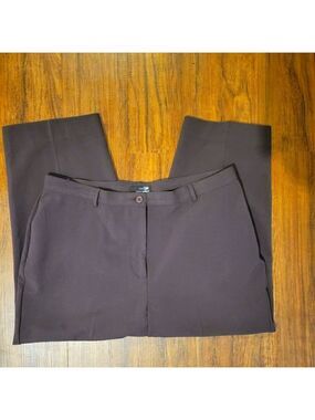 𝅺nwot East 5th size 14, 17.5in at waist 13in rise 22in inseam brown